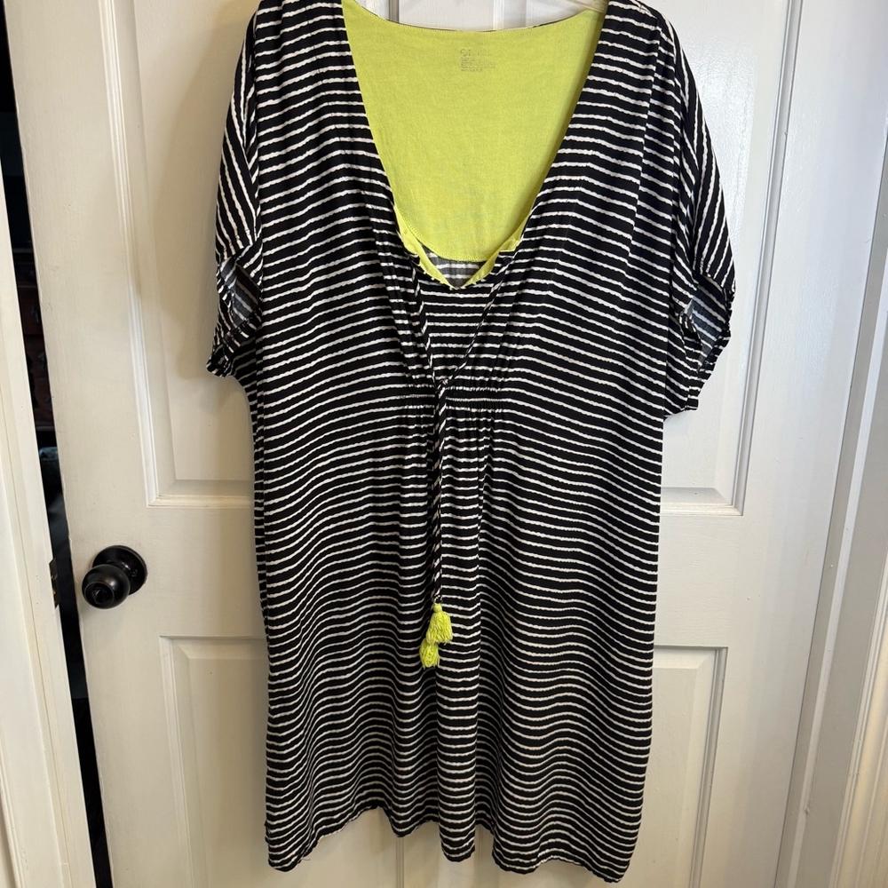 Women's Unbranded Dress Size 3X Black and White Striped - Picture 2 of 10